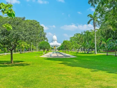 Viharamahadevi Park – Urban Green Lung